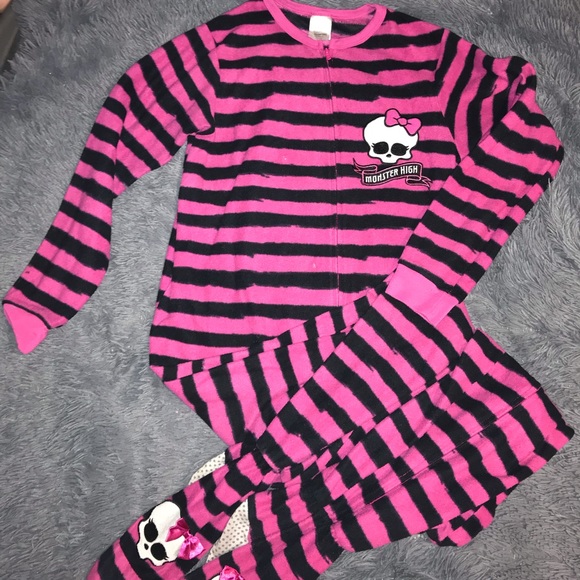 💕☠️adorable EUC monster high onesie footie pjs - Picture 2 of 7